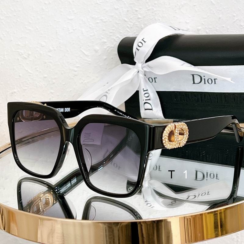 DIOR Sunglasses 542